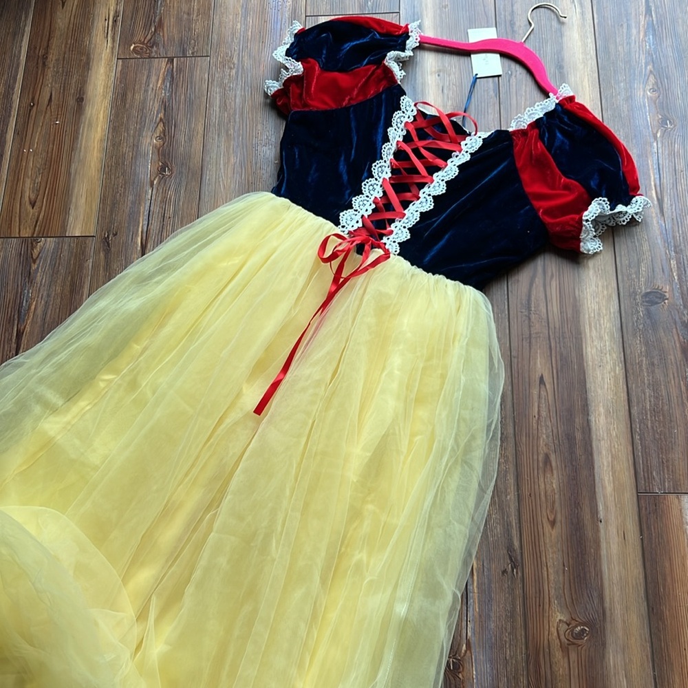 NWT Trish Scully Luxe Snow White Ball Gown Costume - Picture 4 of 14
